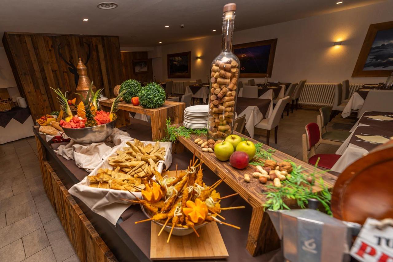 Hotel Petit Palais Breuil-Cervinia Esterno foto