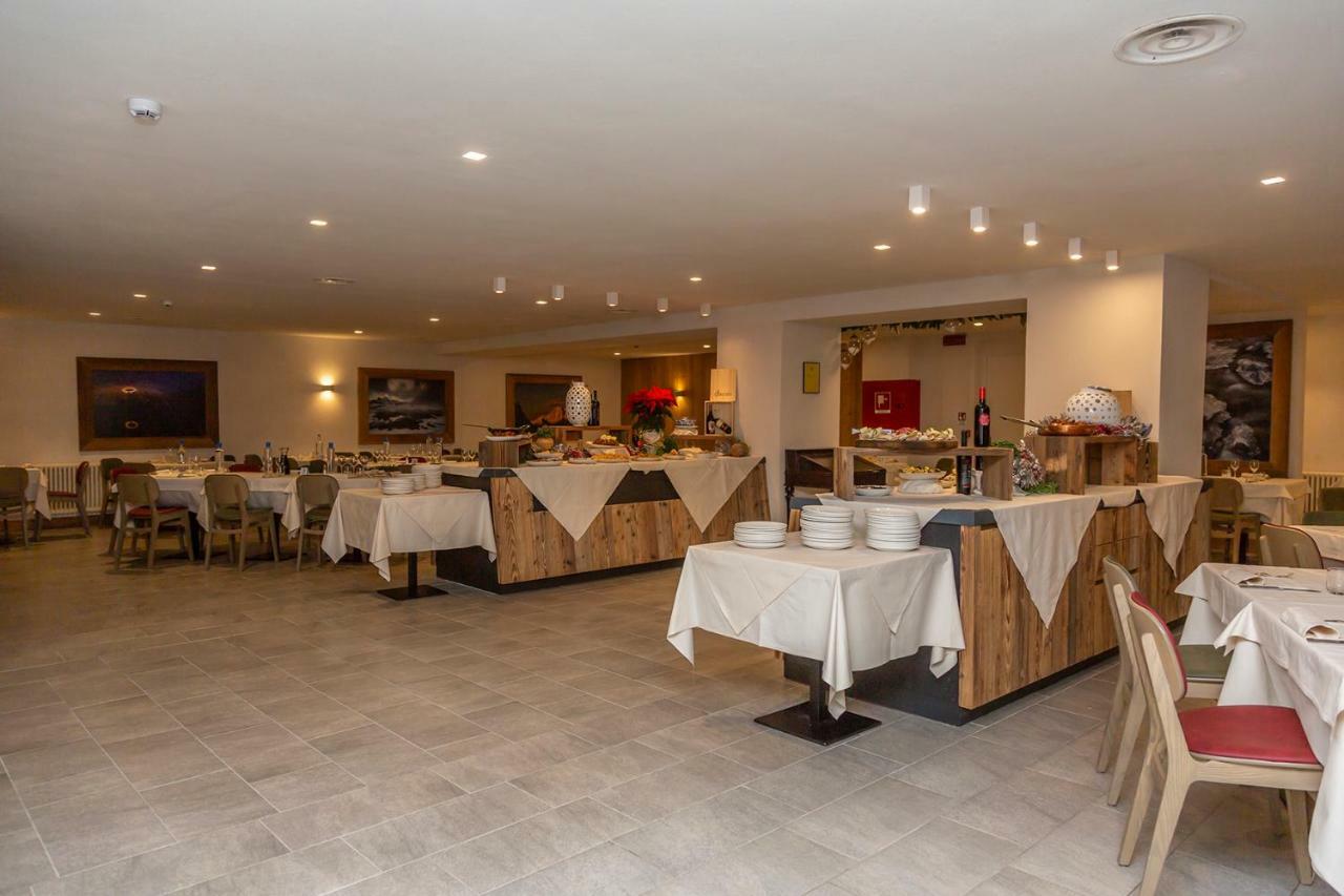 Hotel Petit Palais Breuil-Cervinia Esterno foto