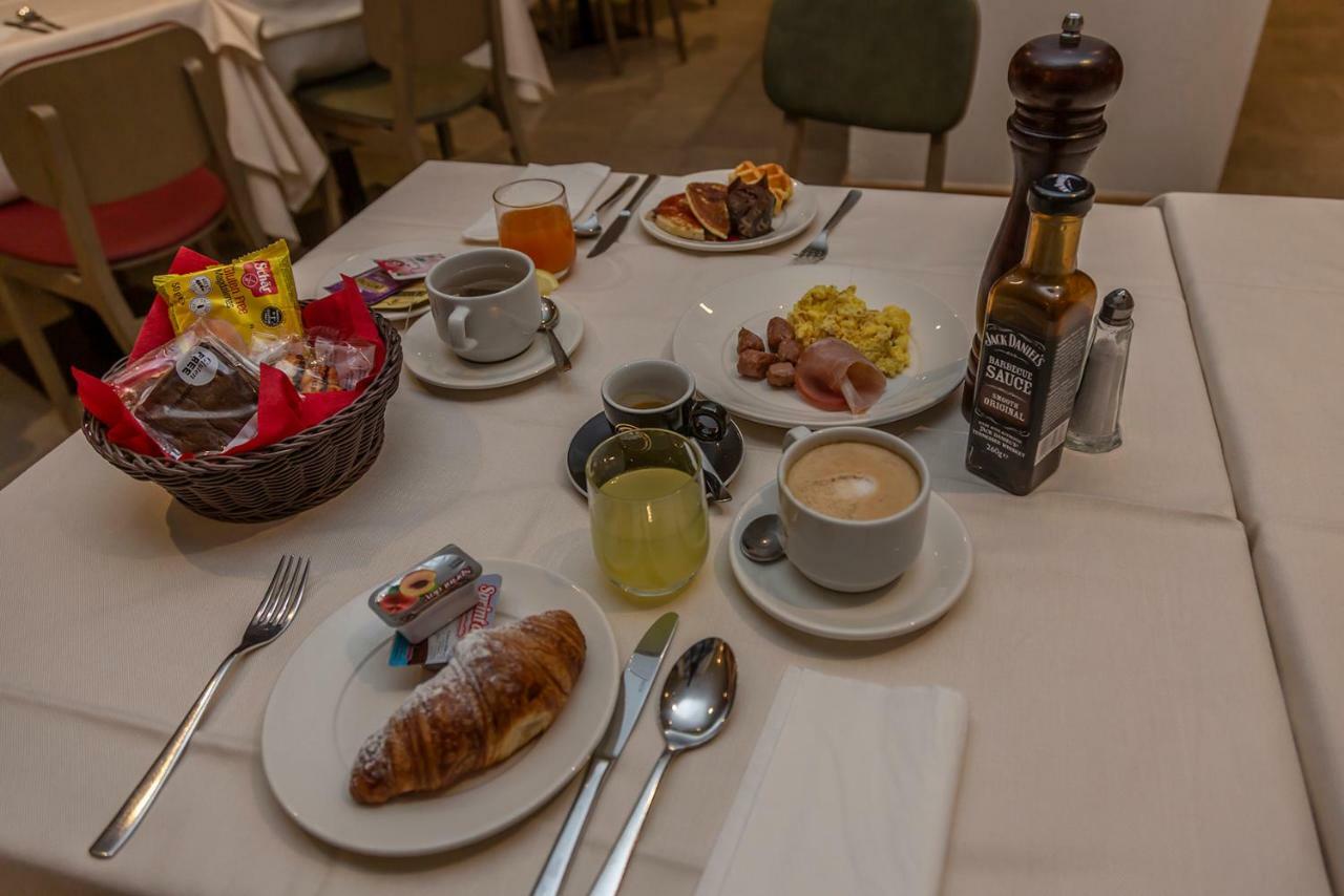 Hotel Petit Palais Breuil-Cervinia Esterno foto